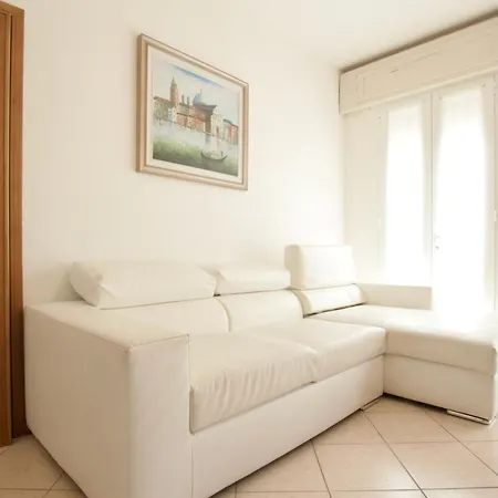 12 Accesso - Immobiliare Τζεσόλο Λίντο